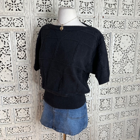 Vintage JH Collectibles Black Cable Knit Chunky Boat Neck Short Sleeve Sweater - Picture 4 of 6